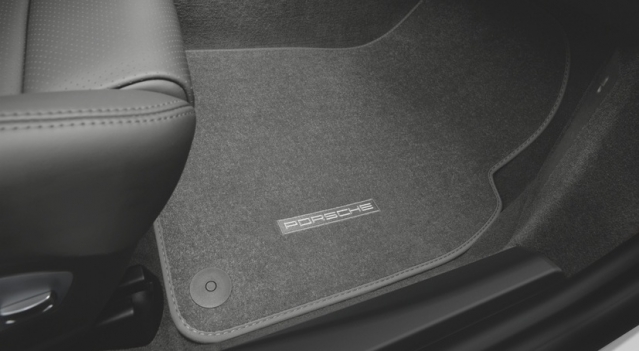 porsche%20carpet%20floor%20mat%20floormat%20floormats%20genuine_639x351.jpg