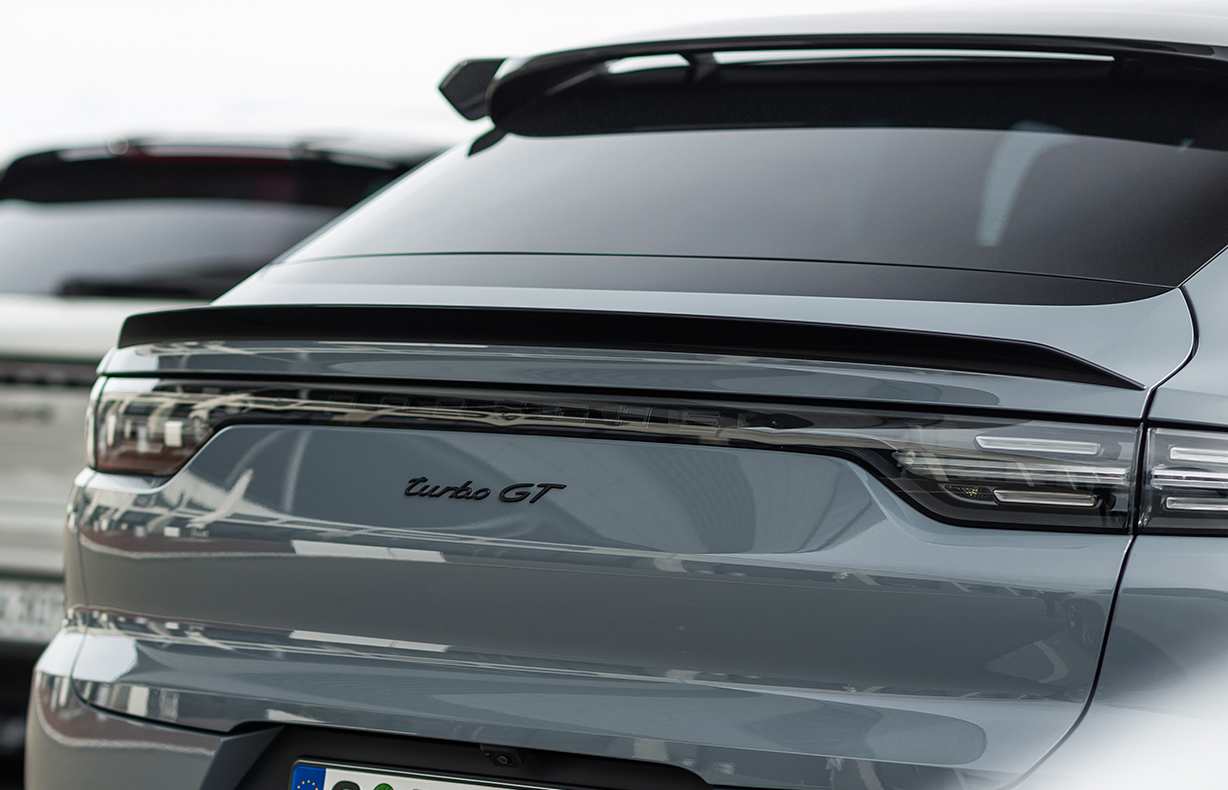 Bumper Kit | PORSCHE CAYENNE COUPE GTS 2021 Bumper Kit | PORSCHE CAYENNE COUPE GTS 2021