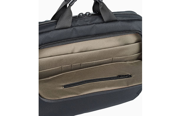 Porsche Essential Briefcase : Suncoast Porsche Parts