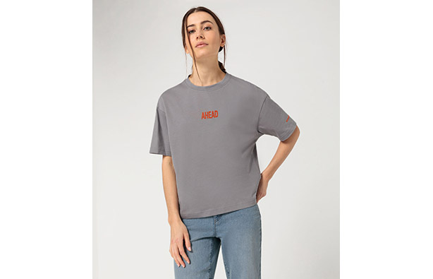 Women's AHEAD T-shirt : Suncoast Porsche Parts & Accessories
