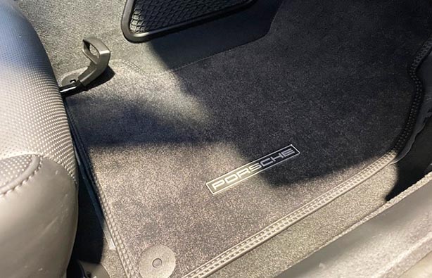 Carpet Floormat Set - Leather Piping (Clubsport) : Suncoast