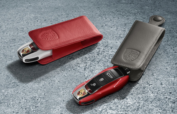 spektrum bus pustes op Leather Key Case : Suncoast Porsche Parts & Accessories