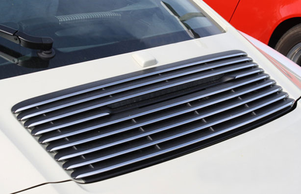 Rear Grille Kit - Chrome : Suncoast Porsche Parts & Accessories