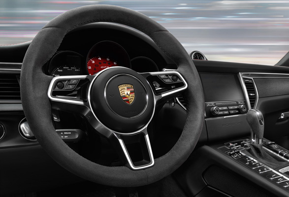 Macan Alcantara Steering Wheel & Knob Kit : Suncoast Porsche Parts &  Accessories