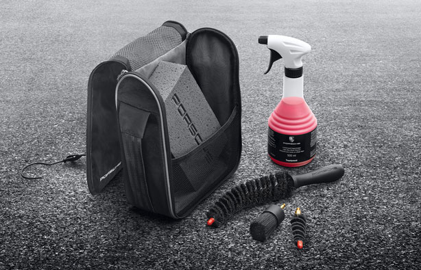 Wheel Cleaning Kit